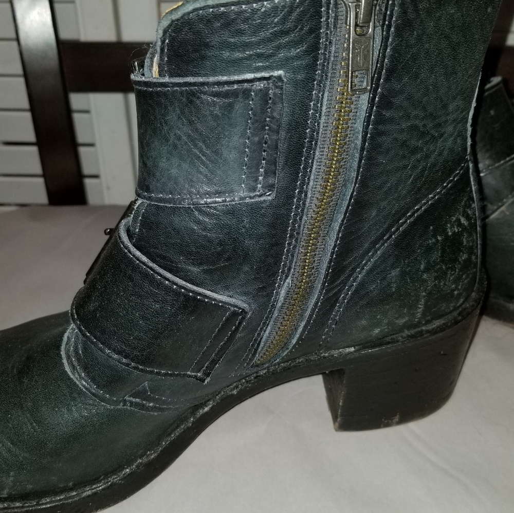 ❌❌❌Trade bundle Frye Limited Collection New NWT 8.5 - Picture 6 of 8